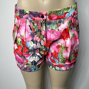 Fashion Star only at Macy’s size 6 pink floral shorts